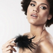 Черная перьевая кисточка POM POM FEATHER TICKLER - Bijoux Indiscrets - купить с доставкой в Березниках